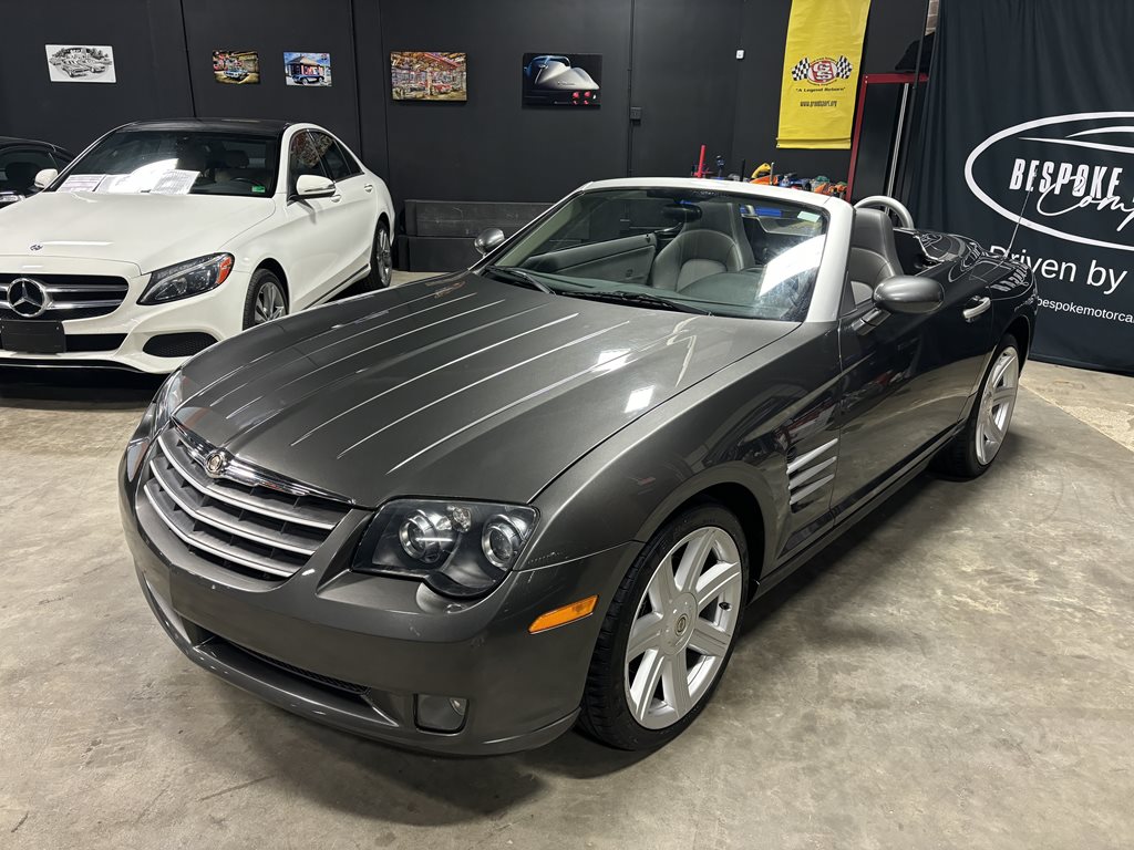 2005 Chrysler Crossfire Limited's photo